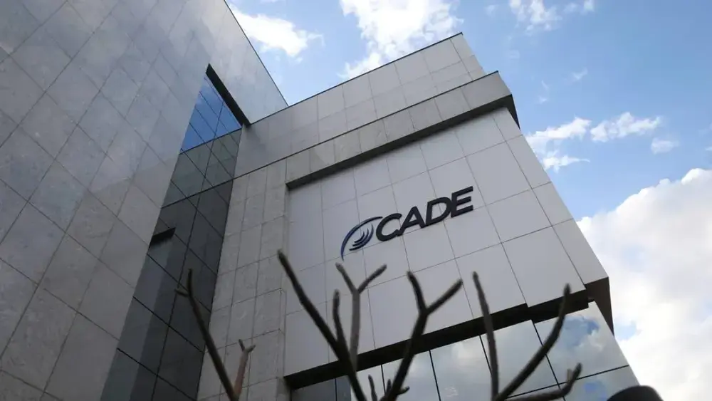 Cade tem presidente e superintendente interinos em impasse político
