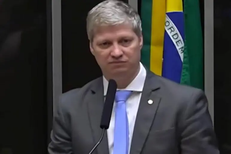 Deputado do Novo acusa general de intimidação e pede processo