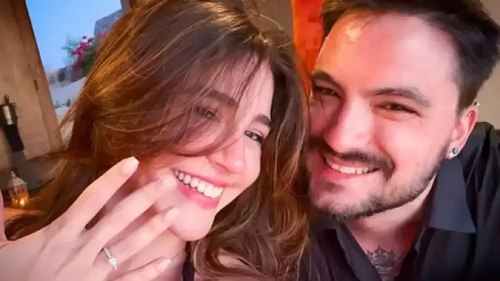 Felipe Neto escondeu anel na cueca para pedir namorada em casamento