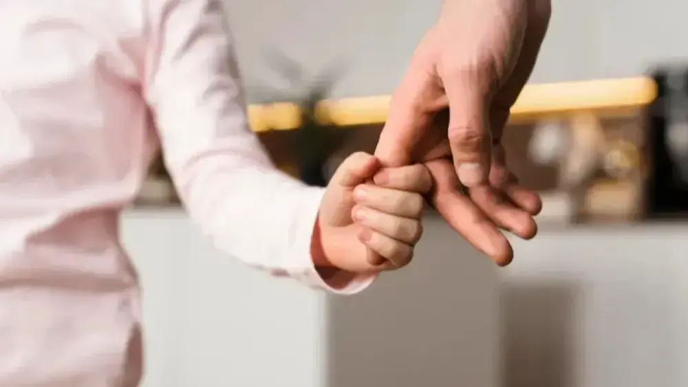 Governo investiga brinquedos com IA por violar privacidade infantil