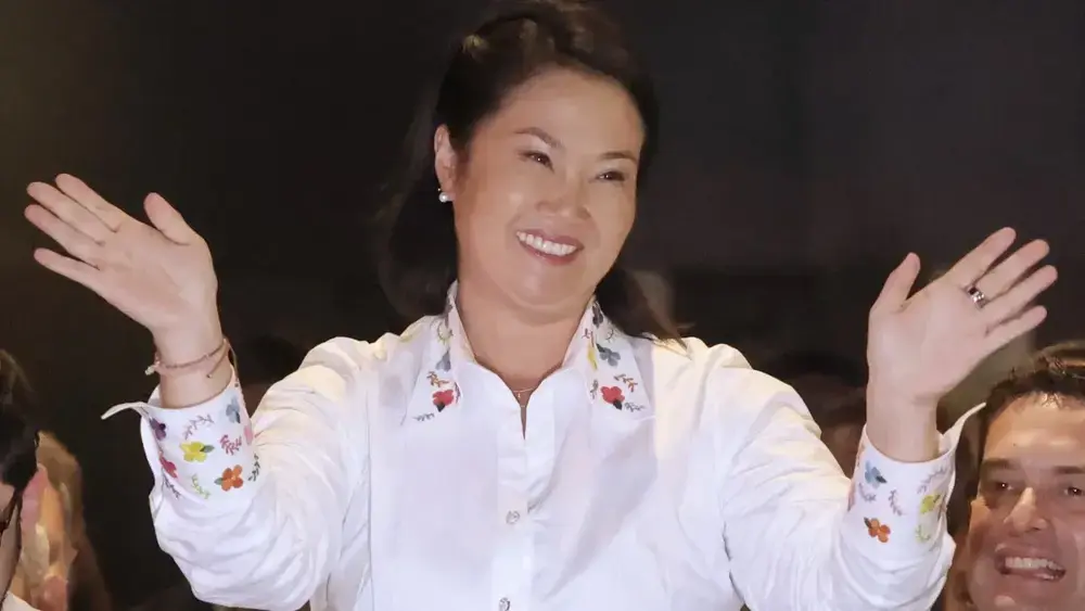 Keiko Fujimori comemora vitória e prega 'ordem e esperança' no Peru