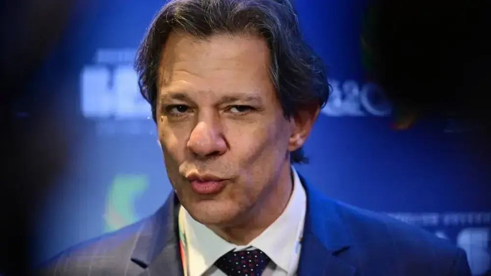Lei deve ser aplicada a todos, diz Haddad sobre operação contra Wagner