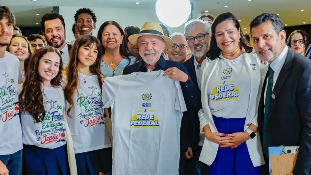 Lula premia 682 medalhistas de ouro da Obmep no Rio