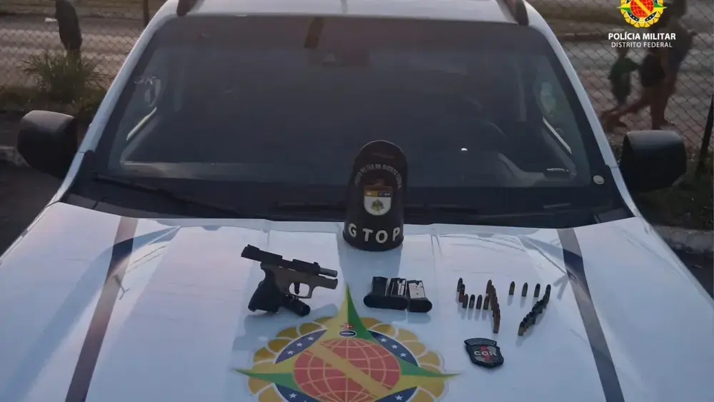 Motorista de app é preso após ameaçar passageira com arma no Recanto das Emas
