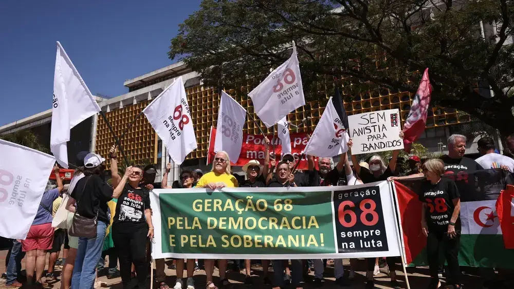 Movimentos criam brigadas para defender reeleição de Lula