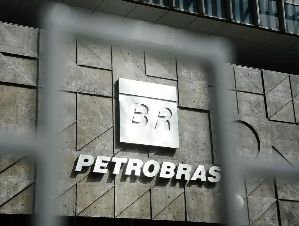 Petrobras adere a subvenção de R$ 1,12 no diesel