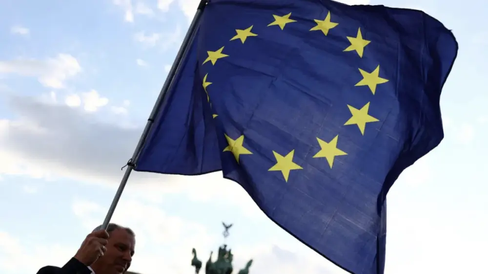 UE cria equipe para fiscalizar IA e combater deepfakes