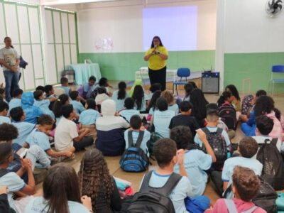 27 milhões de alunos: começa vacinação nas escolas