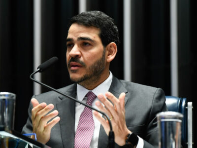 Jorge Messias é sabatinado no Senado para vaga no STF