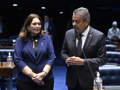 Bia Kicis protagoniza no Senado projeto sobre dor crônica
