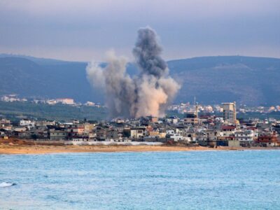 EUA derrubam drones e atacam base iraniana em Bandar Abbas