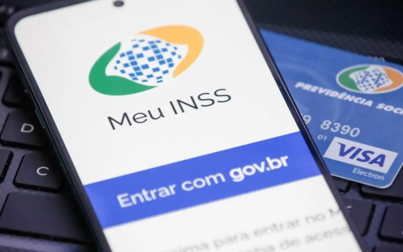 INSS alerta no WhatsApp: prova de vida pode suspender pagamento