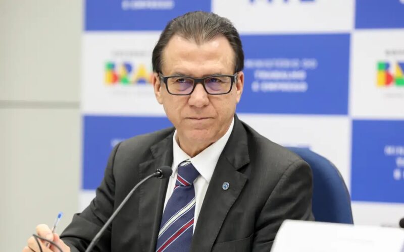 Marinho: Congresso precisa votar PEC da 6x1 e apps