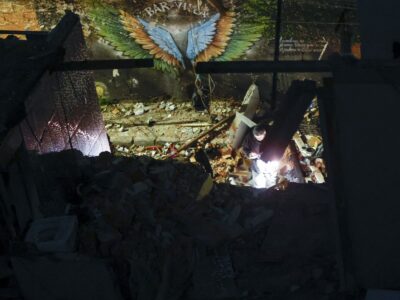 MP avalia danos de explosão no Jaguaré que matou uma pessoa