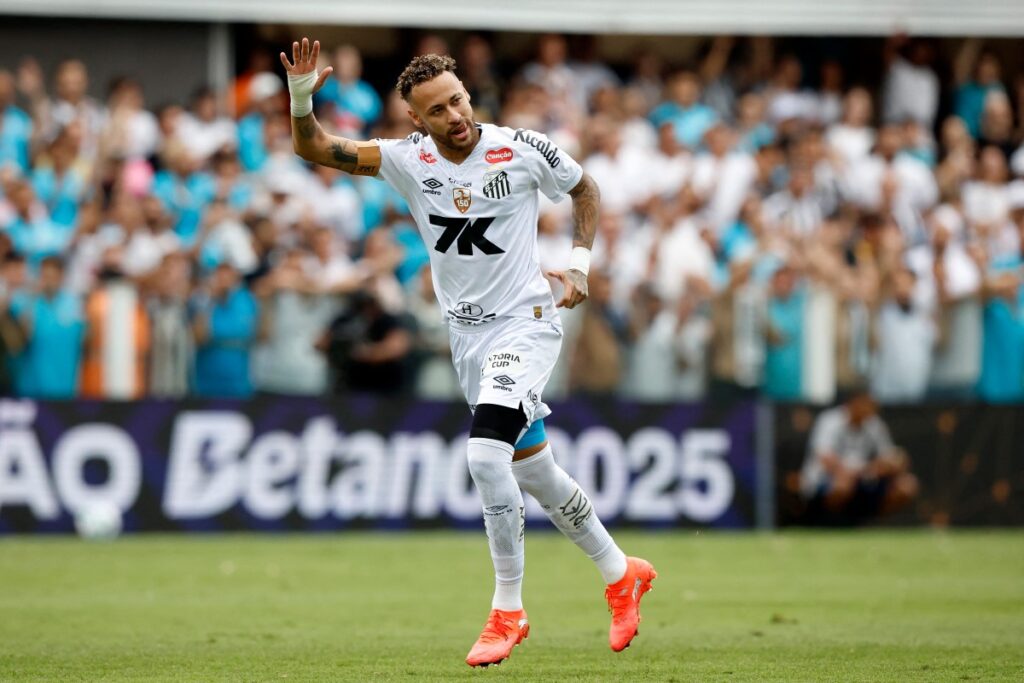 Neymar marca na ‘despedida’ da Vila e Santos vence Bragantino
