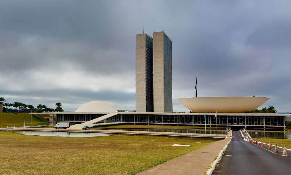 STF retoma julgamento sobre mudanças na Lei de Improbidade