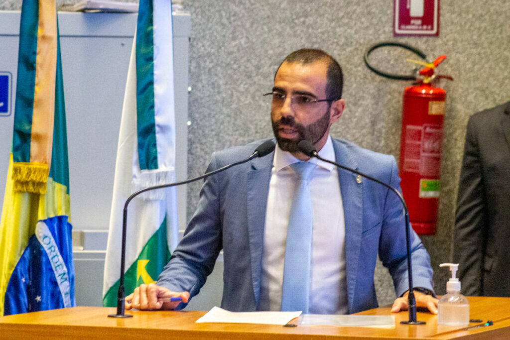 Thiago Manzoni lança candidatura a deputado federal com Bia Kicis e Michelle Bolsonaro