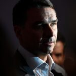 Flávio Bolsonaro defende base ampla para mudar Constituição