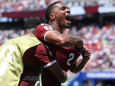 Catar arranca empate nos acréscimos com Suíça na estreia da Copa